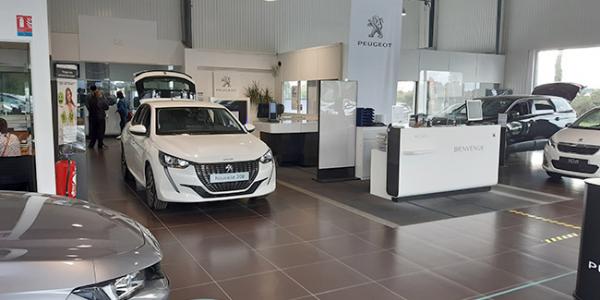 Peugeot Gemy Chateaubriand Hall